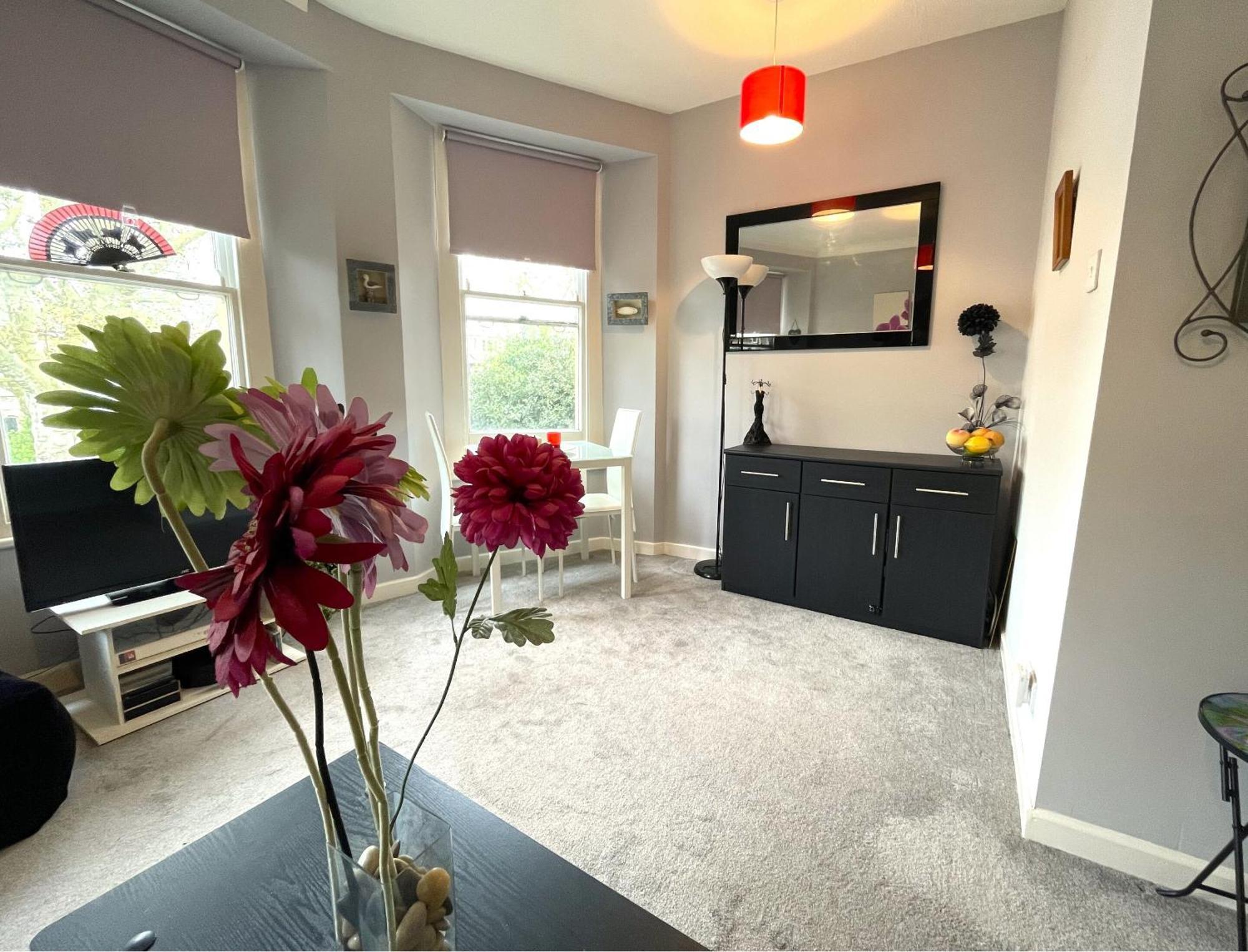 Snug Studio Apartment In Central Location Bristol Exterior foto